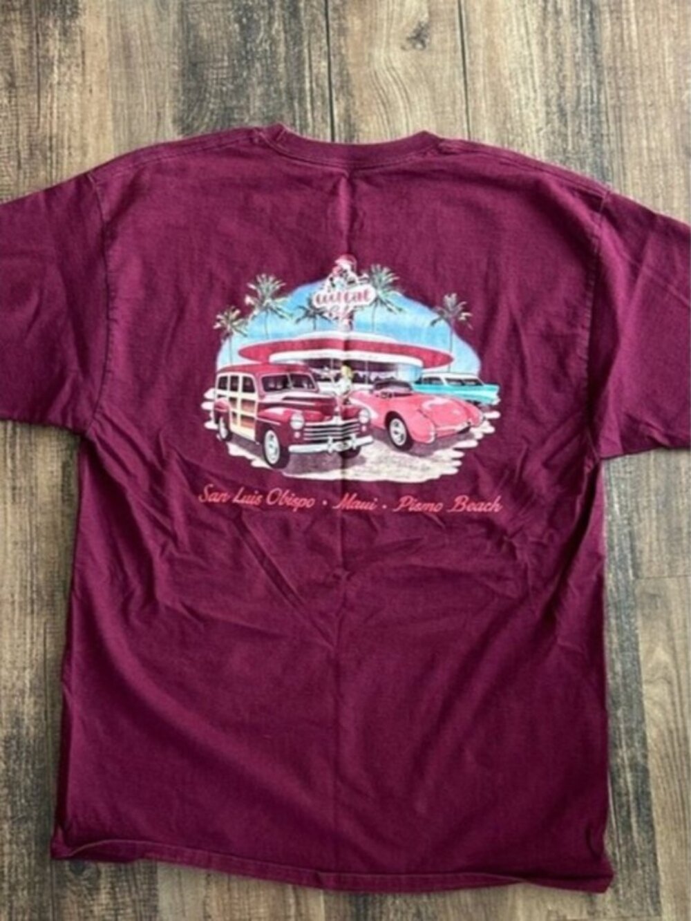Cool Cat cafe diner car Men's Maroon Short Sleeve Tee